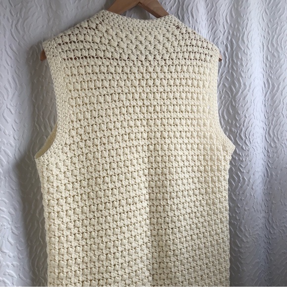 Handmade White Cream Crocheted Textured Sleevless Sweater Shawl Cardigan - Picture 9 of 15